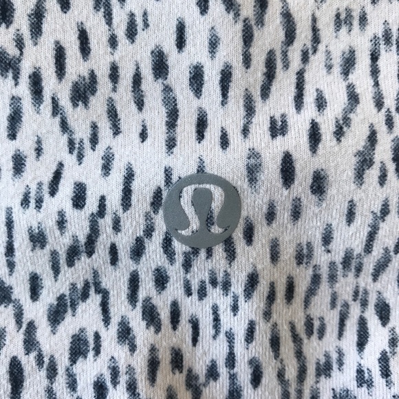 Lululemon wunder under leopard cheetah crops - Picture 6 of 6